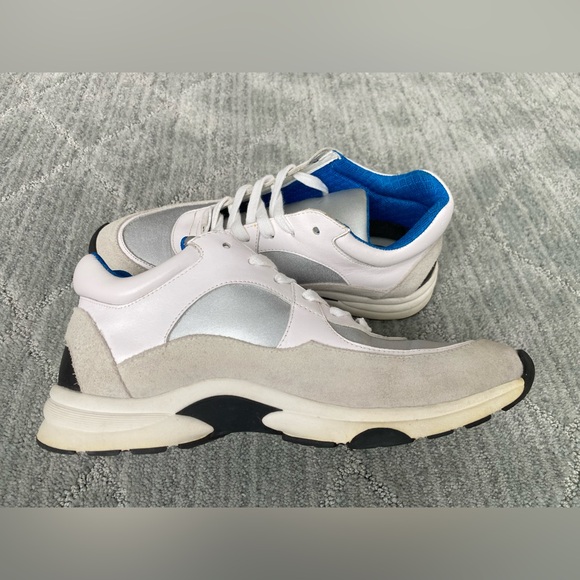 Chanel Sneaker - Picture 5 of 7